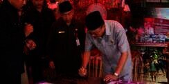 Program `Sholat Subuh Berjamaah` Bupati Ini Panen Kritik