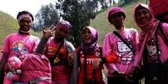 Usai Somay Pink, Kini Pendaki Pink Lagi Booming