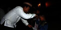 Keajaiban Doa Anak Yatim, Telinga Tuli Bisa Mendengar