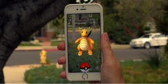Berburu Pokemon, Tak Sadar Nyangkut di Pohon Kuburan