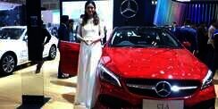 Wow! Honor SPG di Pameran GIIAS Seharga Motor Baru