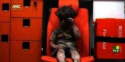 Menyedihkan, Anak Kecil Ini Bukti Kekejaman Serangan ke Suriah