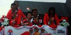 Diarak ke Istana, Butet/Owi Pulang Naik Taksi