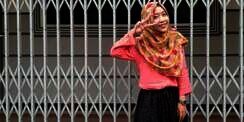#HOTD: Rok Panjang 'Nggak' Ganggu Tampilan Deni Hardiani