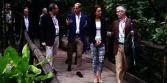 Begini Gaya Kate Middleton Pakai Celana Murah, Harganya Cuma..