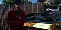 Maserati Emas Diderek, Jawaban Si Playboy Kaya Bikin Emosi