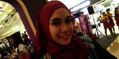 Berhijab, Anisa Rahma Makin Tampil Percaya Diri
