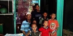Perjuangan Kakek Somad Asuh 33 Anak Yatim Getarkan Hati