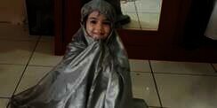 Belajar Berhijab, Sienna Meniru Gaya Ines?