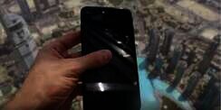 Begini Jadinya iPhone 7 Dilempar dari Gedung Tertinggi Dunia