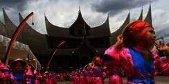 Pesona Unik Minangkabau
