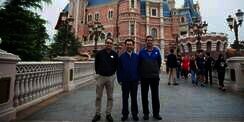 Cara Taipan Tiongkok `Hancurkan` Disney