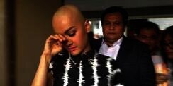 Luapkan Emosi, Jupe Berseteru dengan Nikita Mirzani?