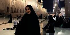 Pulang Umroh, Nagita Slavina didoakan Berhijab