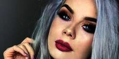 Mengejutkan! Di Balik Wajah Cantik Gadis Itu Ternyata...