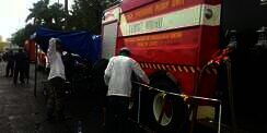 Fasilitasi Aksi 212, Mobil Damkar Jadi Tempat Wudlu