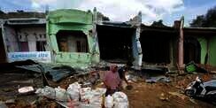 Korban Meninggal Gempa Aceh Bertambah Menjadi 99 Jiwa