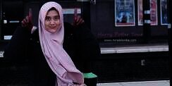 Nalia Rifika: 6 Jam Keliling Studio Harry Potter, Nggak Cukup!