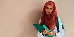Aih, Ini Lho Rahasia yang Bikin Wajah Hijabers Cerah Berkilau