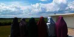 Muslimah Perlu Tahu, Inilah Keuntungan Berhijab Lebar