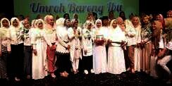 Tangis Haru Banjiri Acara `Umroh Bareng Ibu`