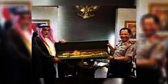 Pedang Emas dari Raja Saudi Akan Disimpan di Museum Polri