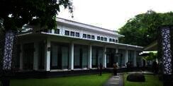 Masjid Baiturahim, Penyejuk di Tengah Kesibukan Istana Merdeka