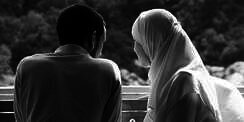 Hati Istri Hancur Saat Suami Bilang Lembur Kerja, Ternyata...
