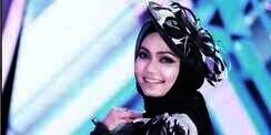 Intip Tutorial Hijab Pita ala Rina Nose