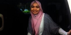 Cerita Menggetarkan Rina Nose Soal Keikhlasan Jupe