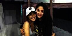 Keakraban Ayu Ting Ting dan Dewi Perssik Bikin Bahagia
