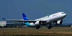 Garuda Indonesia Buka Lowongan Buat Fresh Graduate