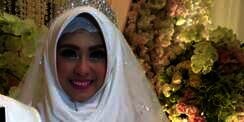 Bak Cinderella, Pernikahan Adik Oki Setiana Dewi