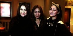 Mantan Suami Foto Mesra dengan Nikita, Ini Kata Tata Janeeta