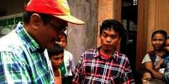 Bahagianya Warga Sentra Primer Bisa Bersalaman dengan Djarot
