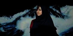 Intip Gaya Nina Zatulini Berhijab, Stylenya Simpel Abis
