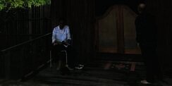 Jokowi Sholat di Mushola Kayu di Perbatasan Terluar Papua