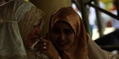 Heboh Foto Pernikahan Orangtua Ayu Ting Ting, Ternyata...