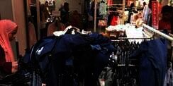 Kelakuan Masyarakat Saat Belanja Diskon Bikin Netizen Emosi