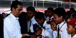 Belajar Bahasa `Ngapak`, Jokowi: `Inyong Kencot`!