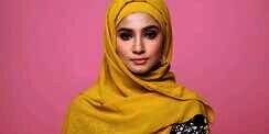 Riasan Wajah Cantik Saat Lebaran, Berkat Alis Tebal Terawat