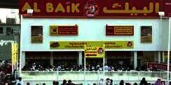 Albaik, Ayam Goreng Tersohor yang Lahir dari Gudang