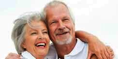 Kiat Jaga Kesehatan Gigi Lansia