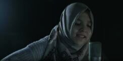 Athira Fajrina, Hijaber Bersuara Emas yang Bikin Kagum Viewers