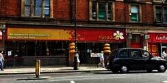 Kemewahan Restoran Bos First Travel di Kawasan Elite London