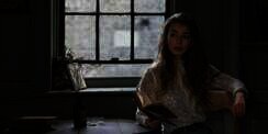 Model Cantik Bongkar Sisi Gelap Dunia Fesyen
