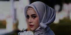 Tetap Flawles dalam Balutan Hijab Warna-Warni Saat Idul Adha