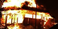 Innalillahi... Rumah Nana Mirdad dan Andrew White Terbakar