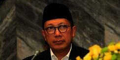 Saat Menteri Agama Disuruh Angkut Koper Jemaah Haji