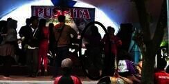 Panggung Berubah Jadi Menegangkan Saat Sosok Wanita Ikut Joget